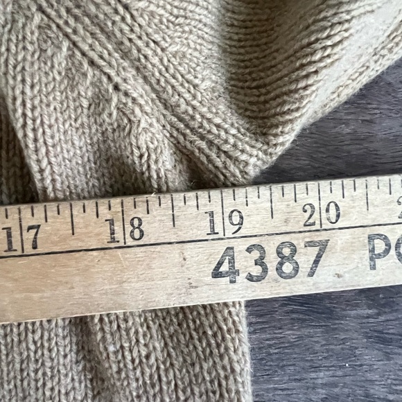 Vintage TAILTEANN Cardigan Sweater 100% Lambs Wool Made in Ireland Sz M? - Picture 7 of 10